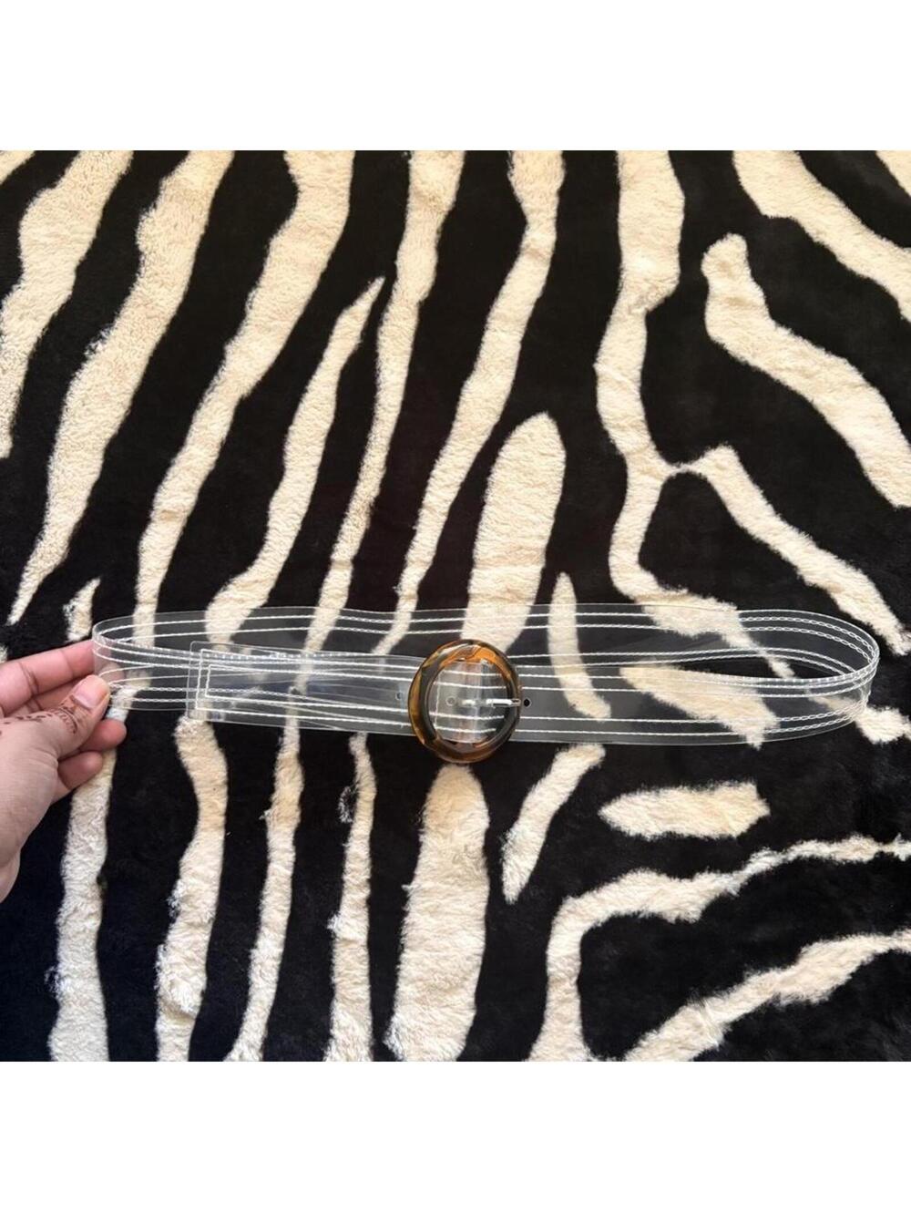 URBAN OUTFITTERS CLEAR BELT
